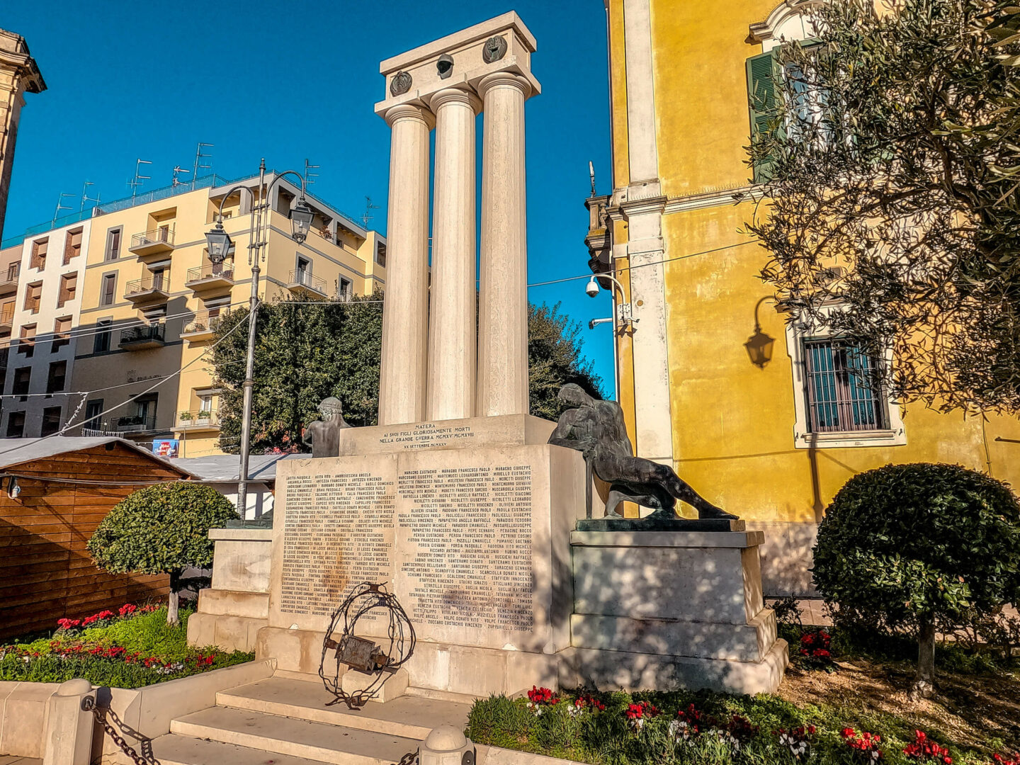 Basilicata - Matera: Monumento ai caduti della I Guerra Mondiale